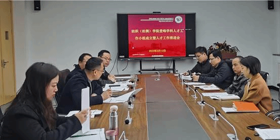 //wzqglpt.8x8xpro.com:8080/_vsl/E926C93B0CAB98DAFF577796A65655E1/8EAA6935/5C69